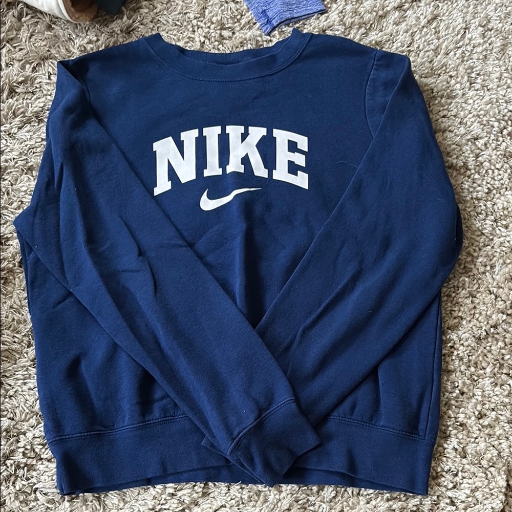 Nike crewneck